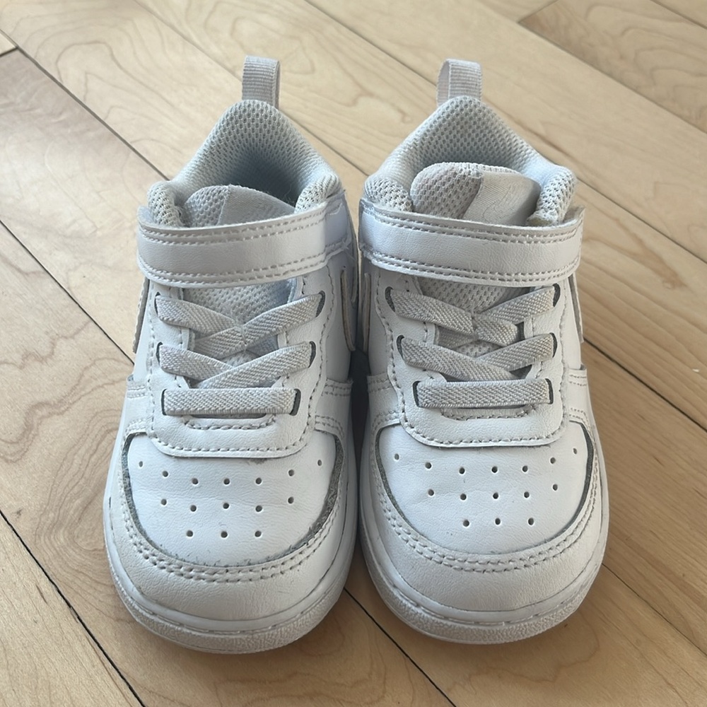 Toddler White Nike Court Borough Low Recraft
